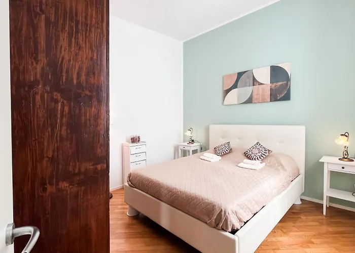 شقة Porta Venezia Elegante