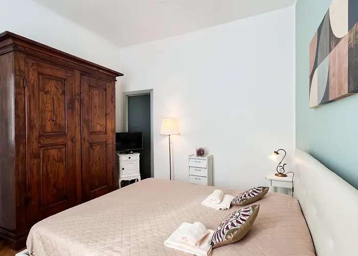 شقة Porta Venezia Elegante *